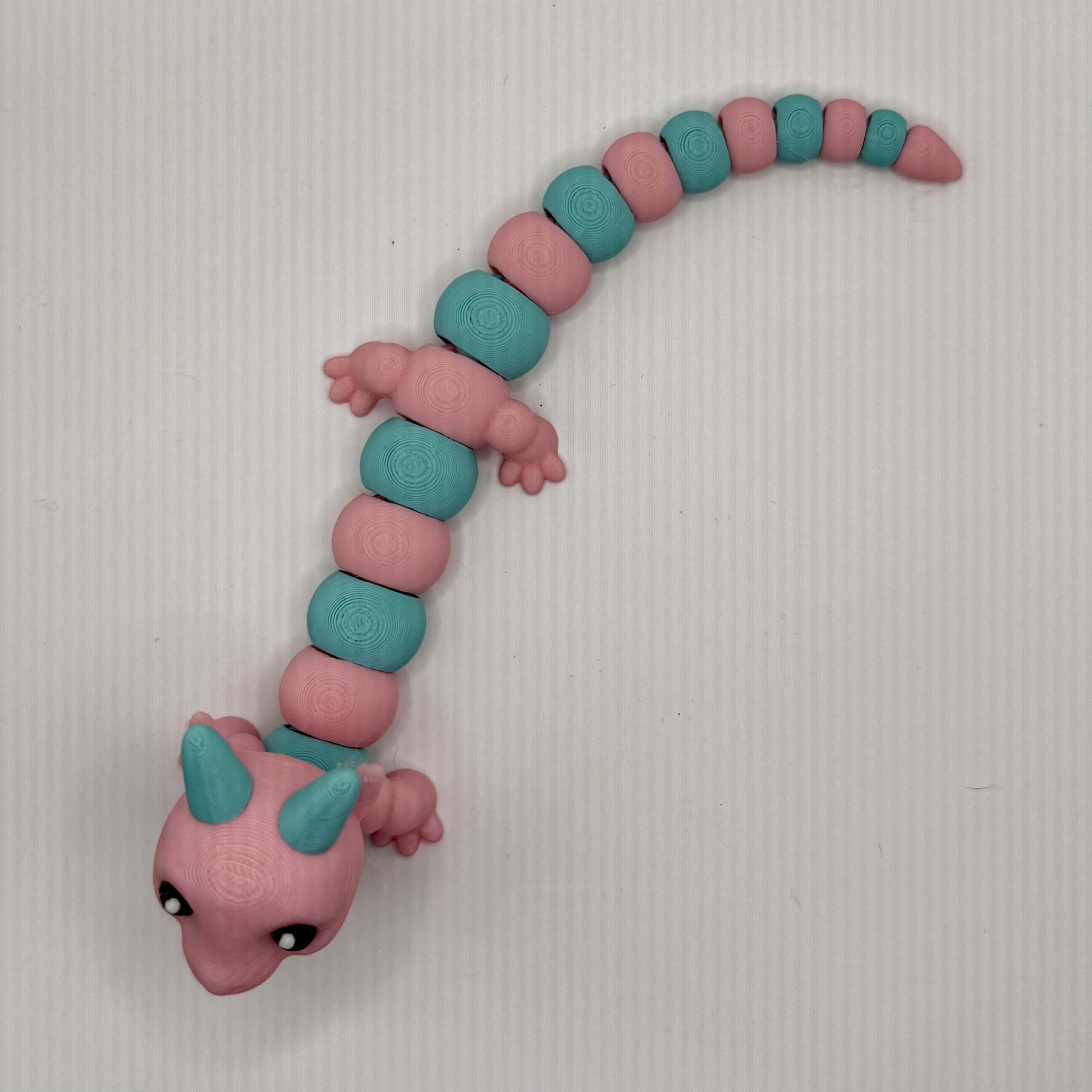 Cotton Candy Articulated Axolotl Fidget Toy - Image 2